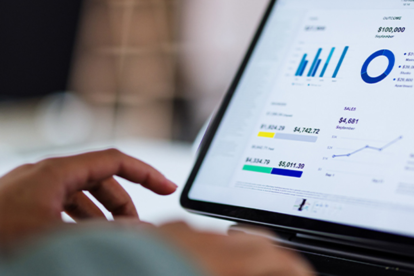 Cube Portrait 1 Hands typing on tablet