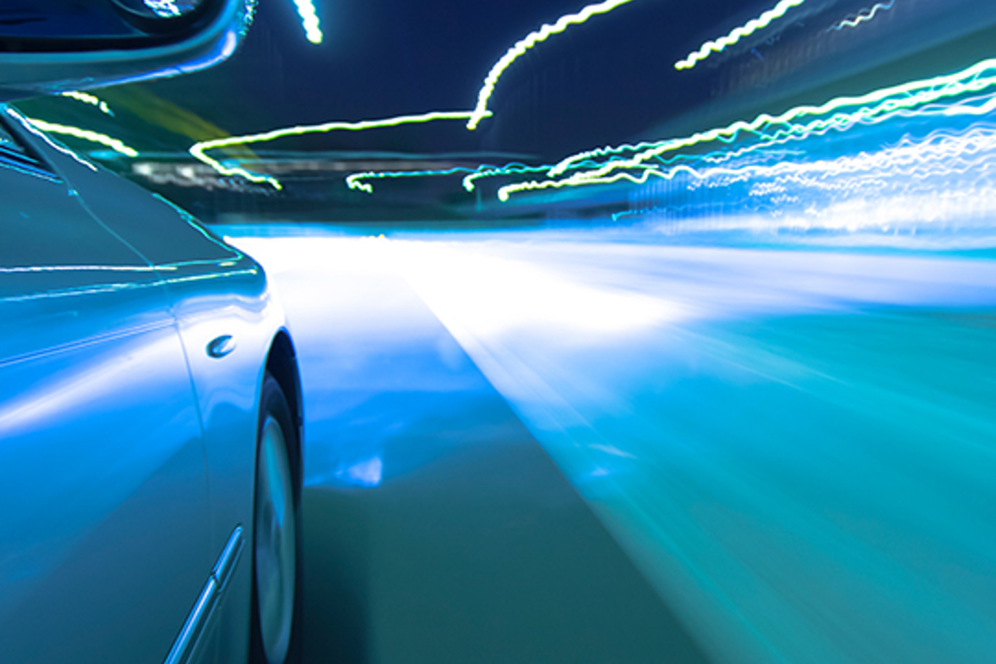 GPS Insight Portrait 1 Side of car while driving