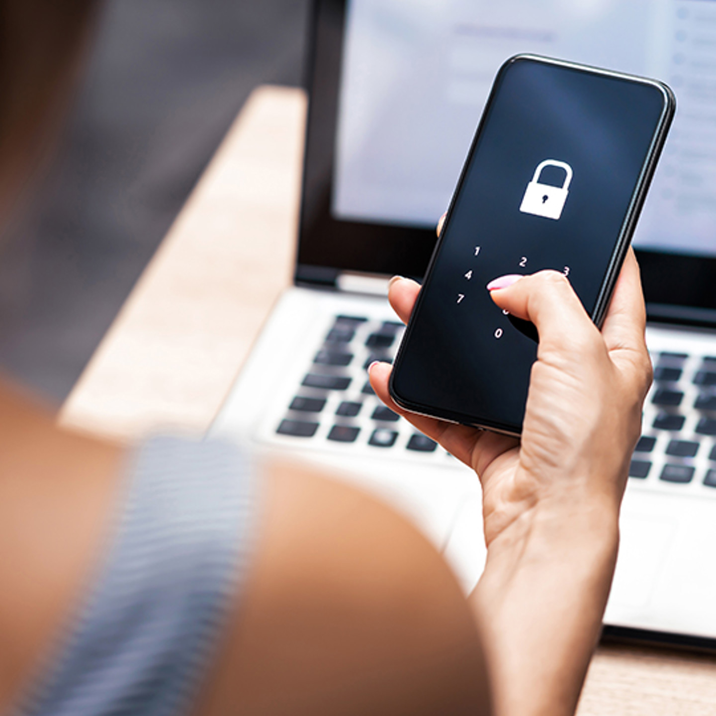 Relatech Portrait 1 phone with lockscreen