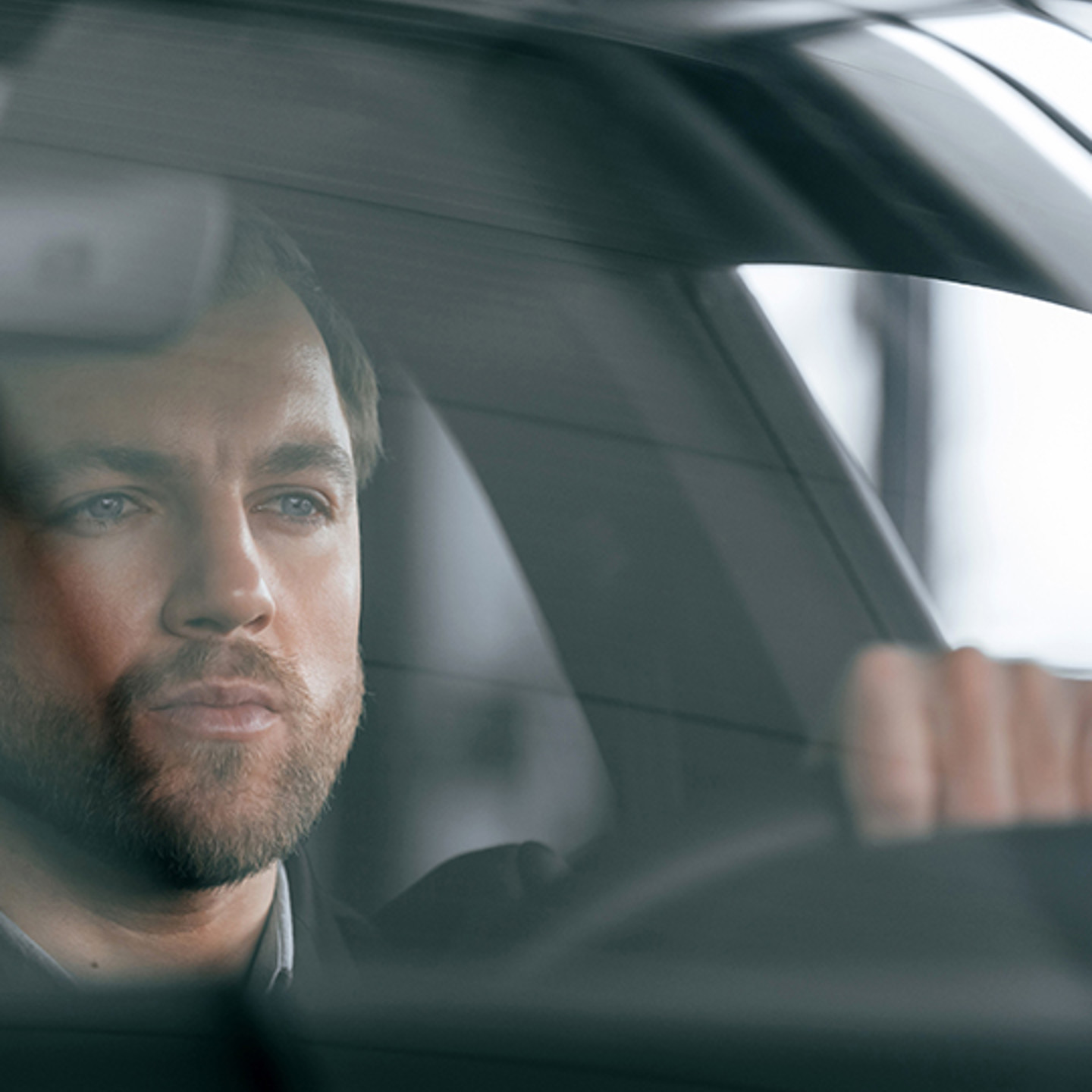 Enprecis Portrait 2 man driving